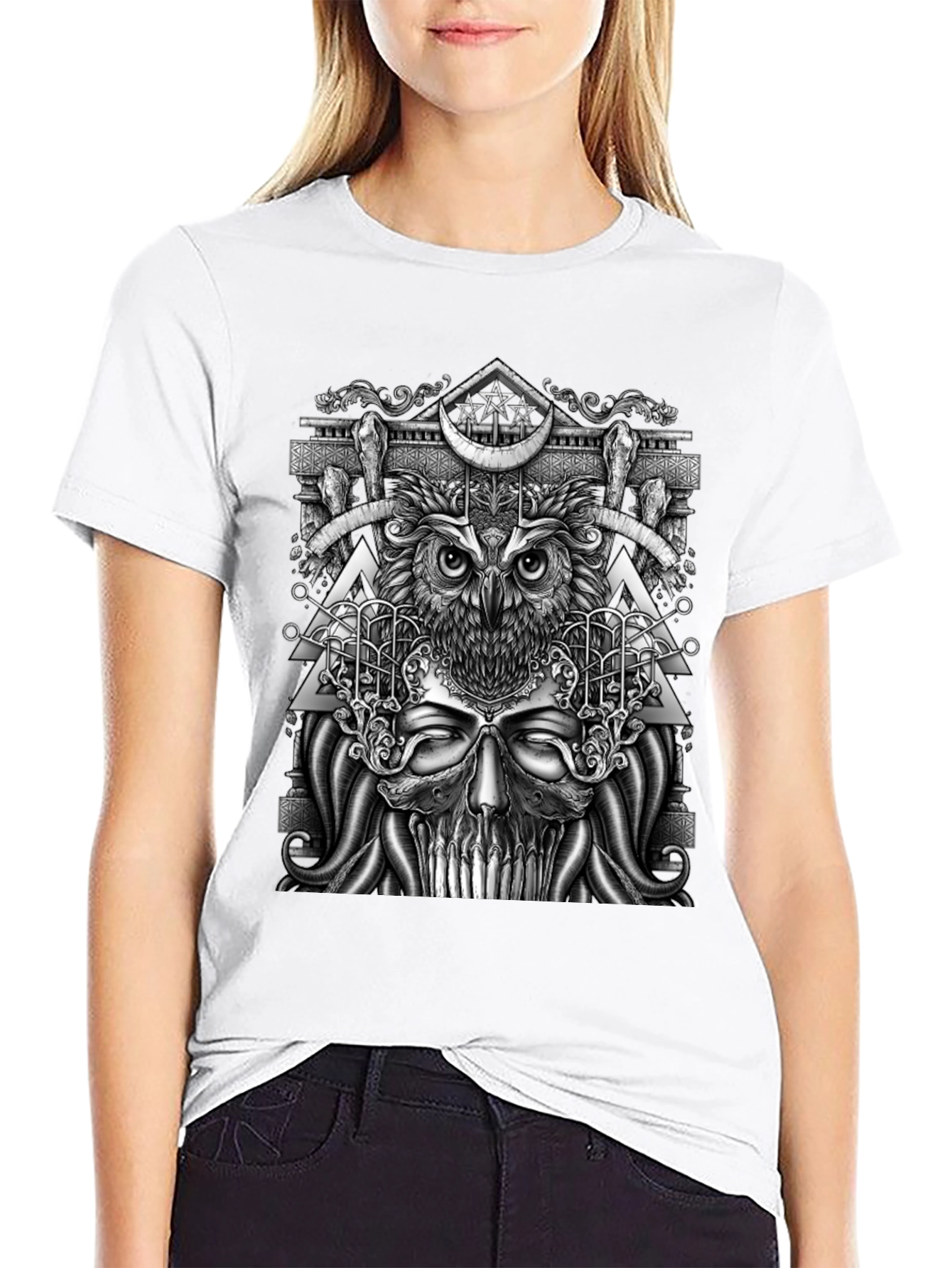 Mystic Owl & Skull Graphic Tee - Unique Design