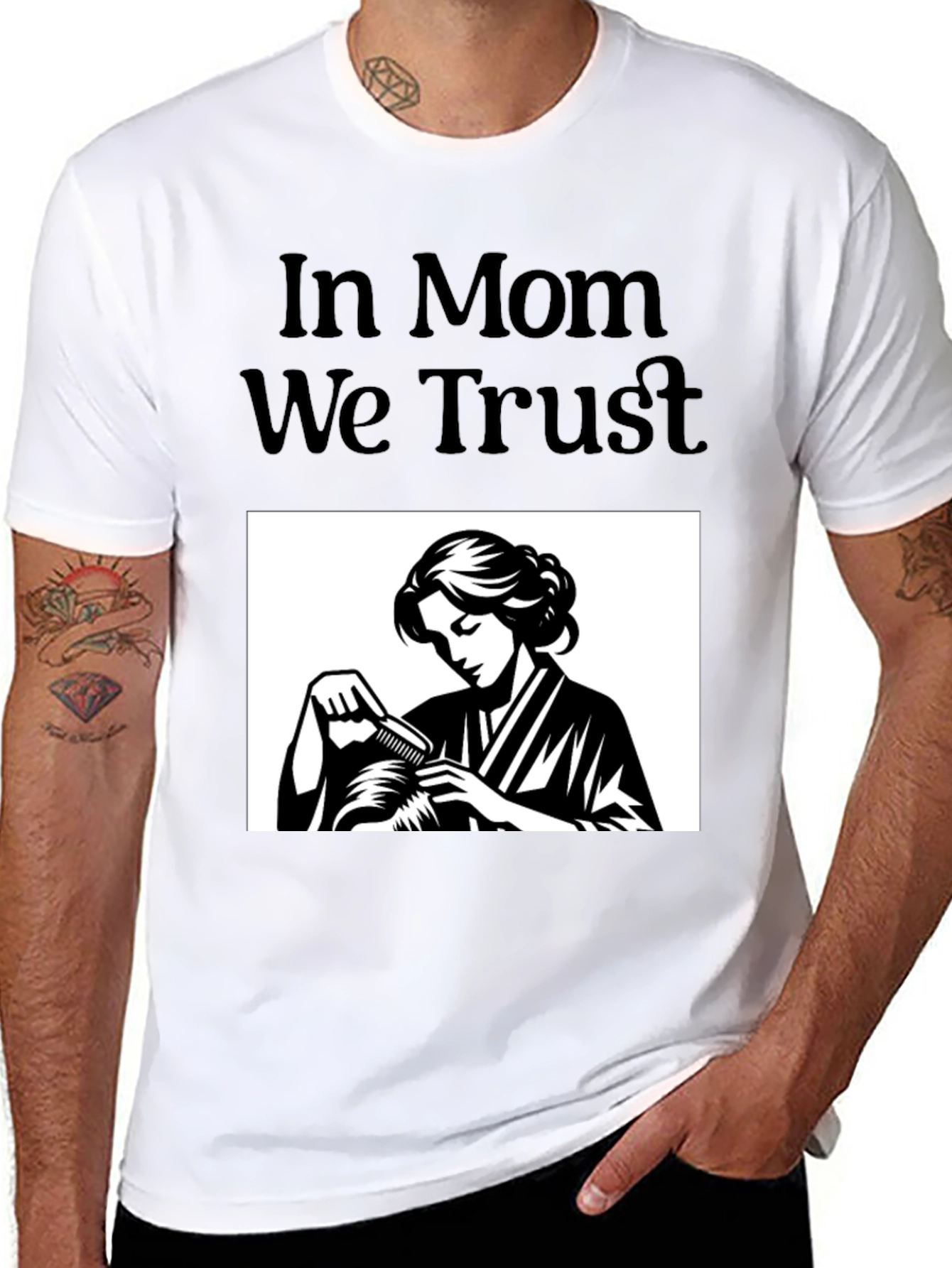 In Mom We Trust Graphic T-Shirt