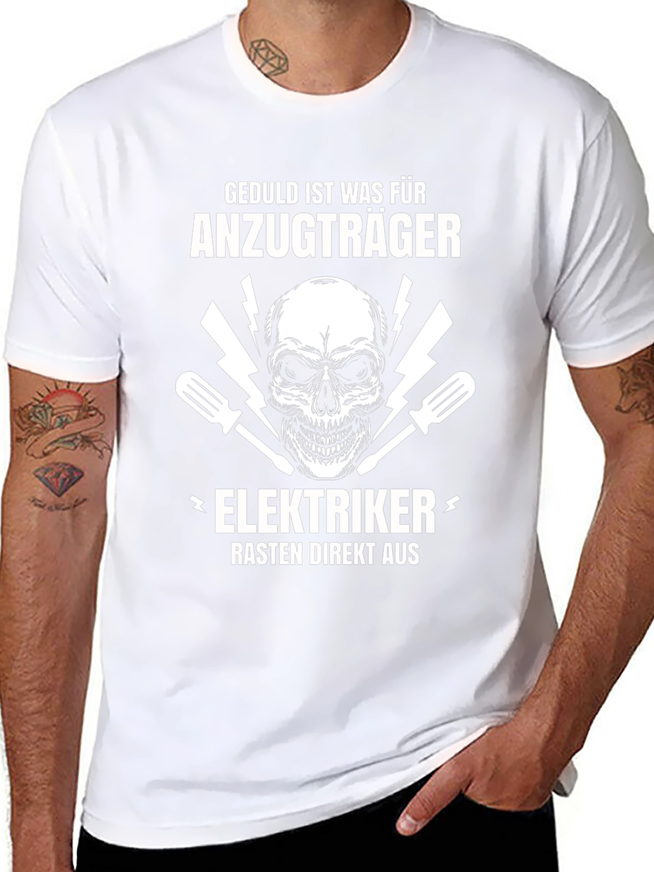 Geduld Ist Was Fur Anzugtrager Skull Electrician T-Shirt