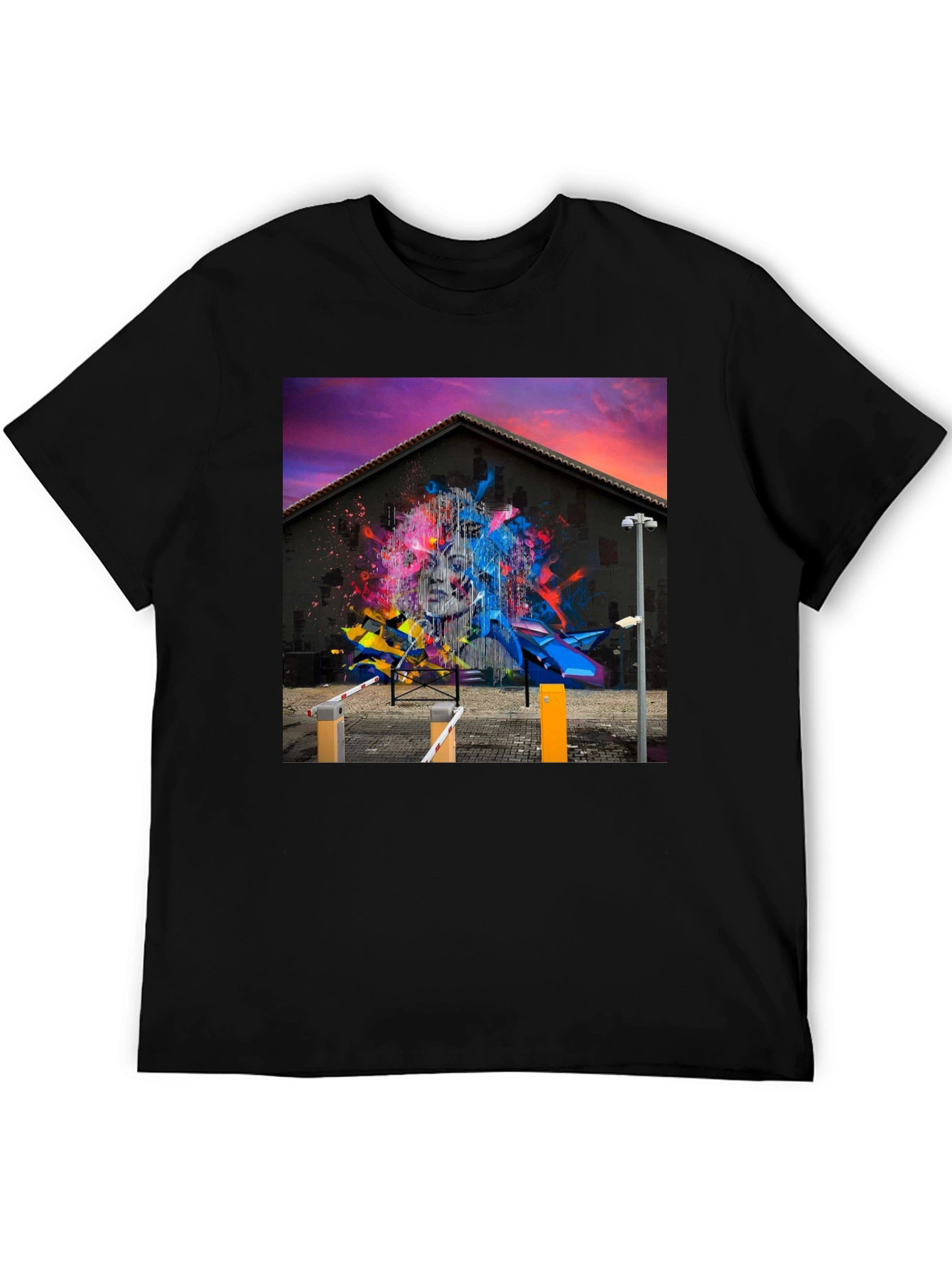 Graffiti Art Graphic Tee - Modern Street Style