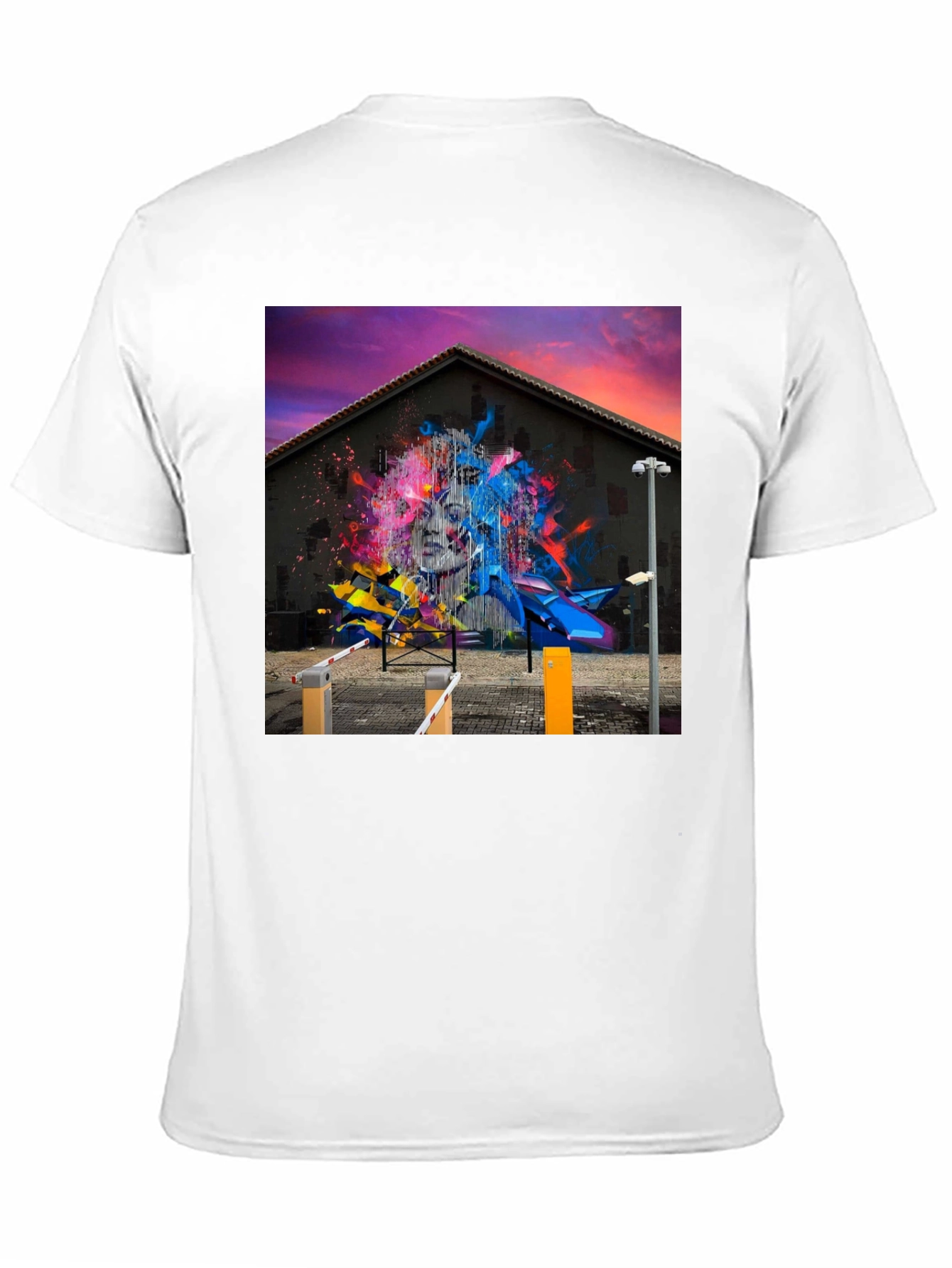 Graffiti Art Graphic Tee - Modern Street Style