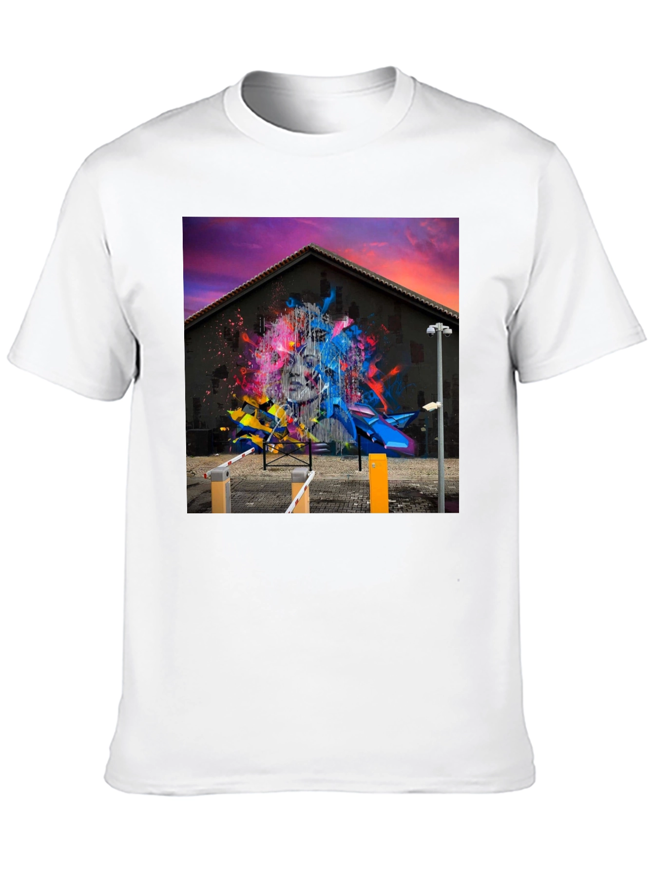 Graffiti Art Graphic Tee - Modern Street Style
