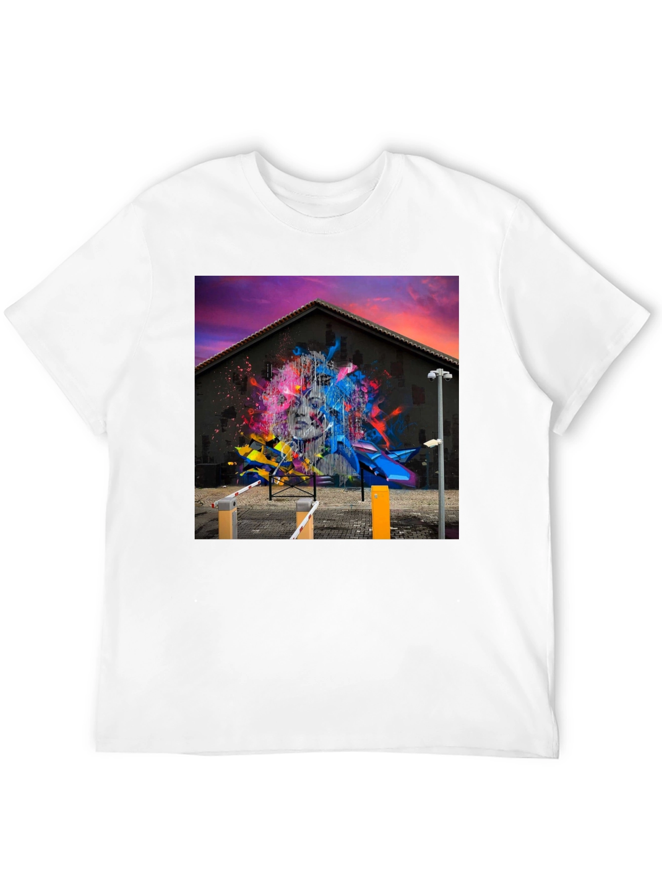Graffiti Art Graphic Tee - Modern Street Style