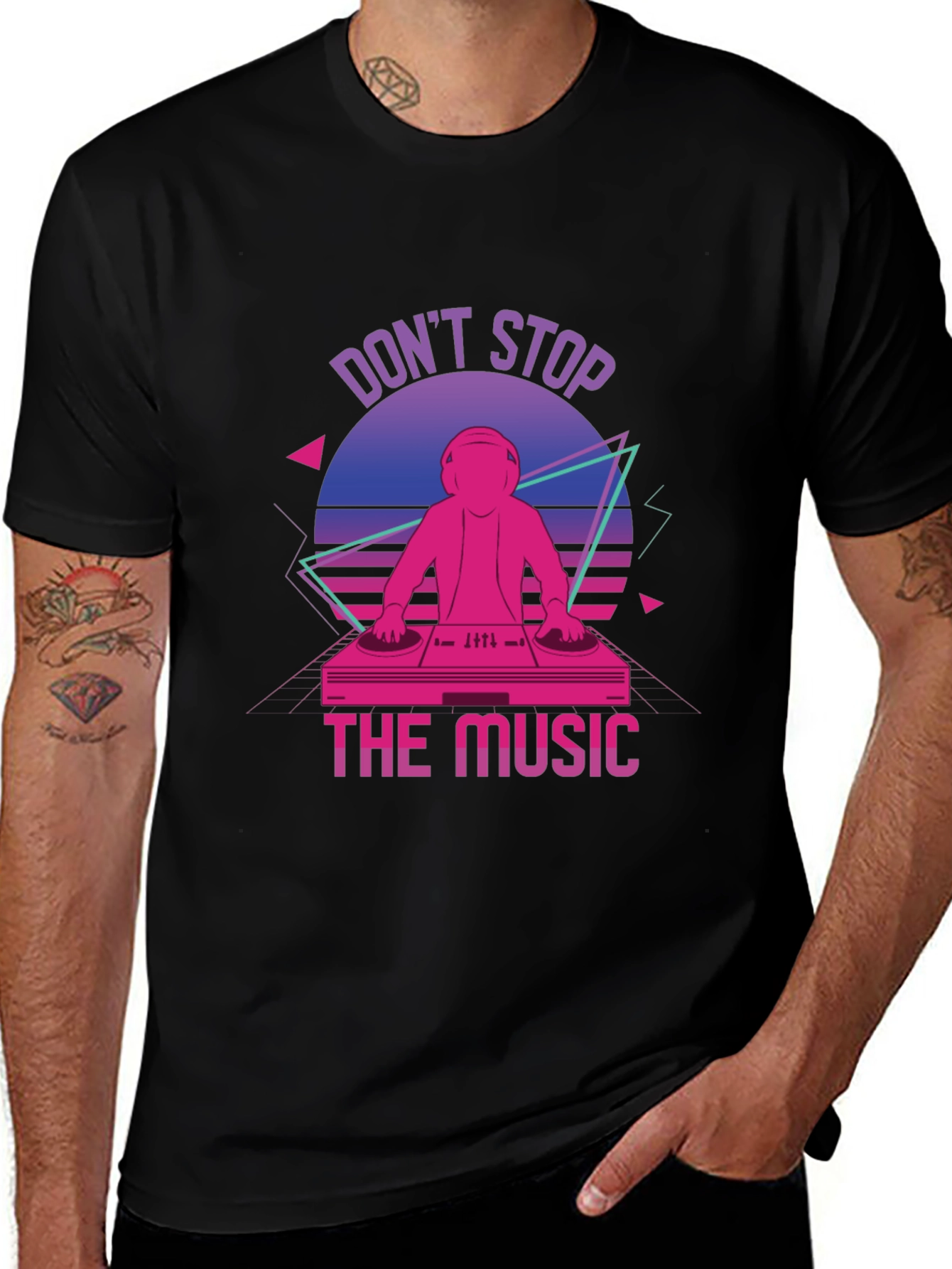 Retro DJ T-Shirt - Dont Stop The Music!