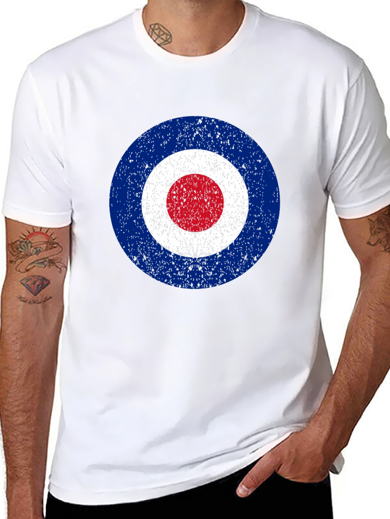Retro Target Graphic Tee - Classic Cool T-Shirt