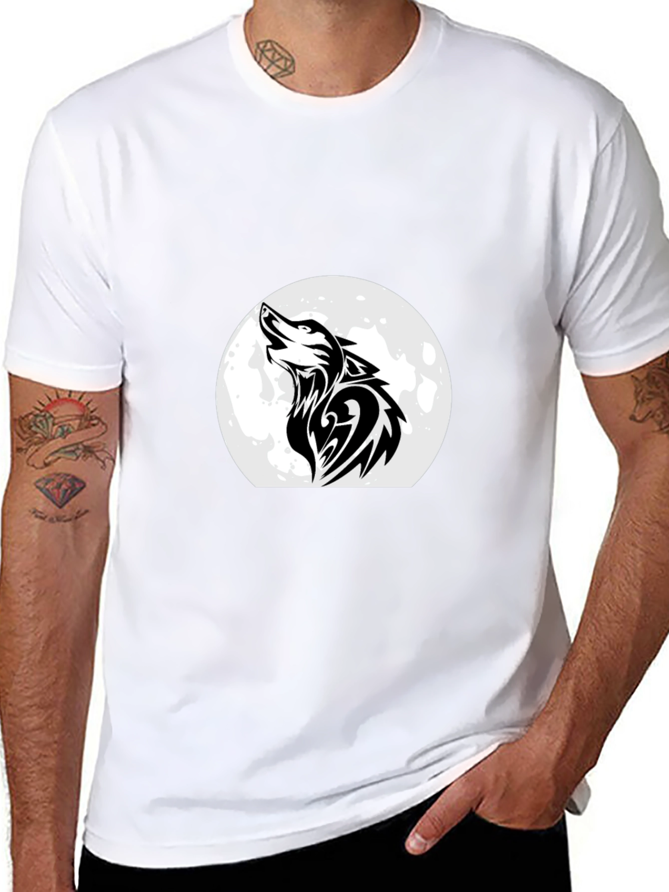 Wolf Howling at Moon Black T-Shirt