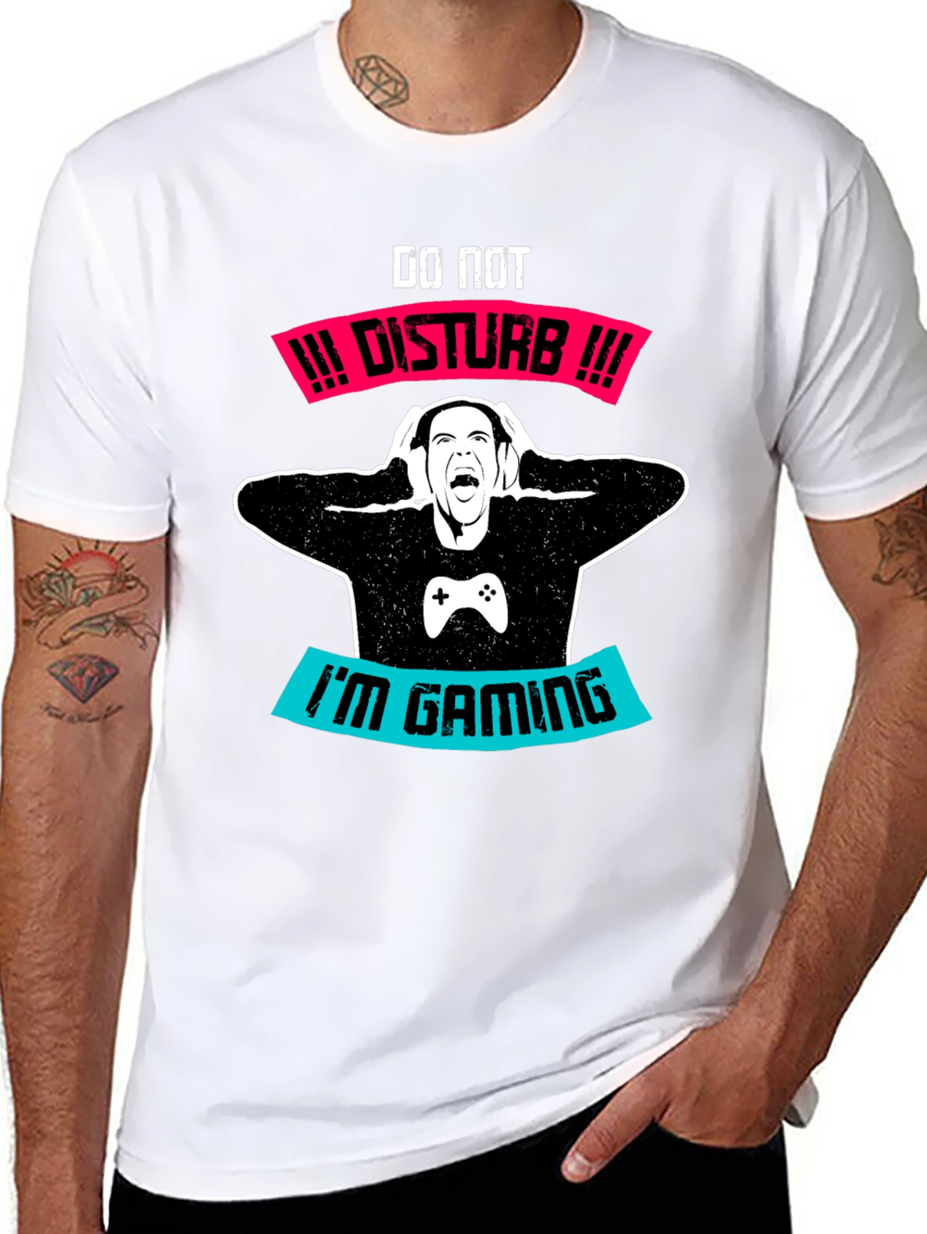 Gamer T-Shirt - Do Not Disturb Im Gaming!