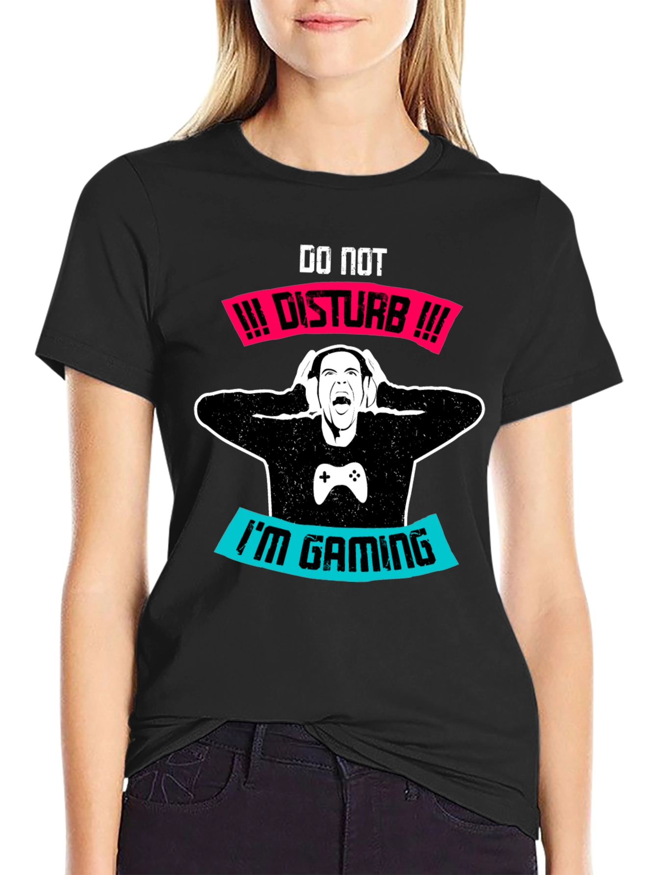 Gamer T-Shirt - Do Not Disturb Im Gaming!